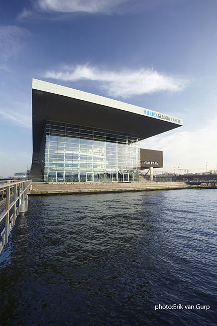 muziekgebouw-aan-het-IJ